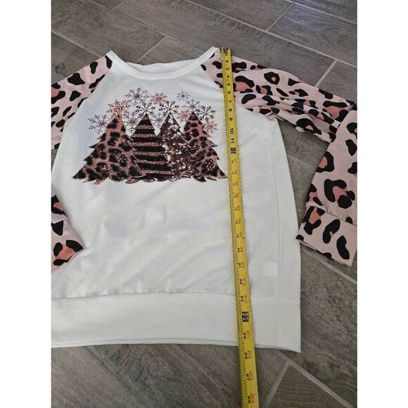 Women's Graphic Long Sleeve Animal Print Christmas Tree Holiday Crew Neck Top Wh - Picture 2 of 6